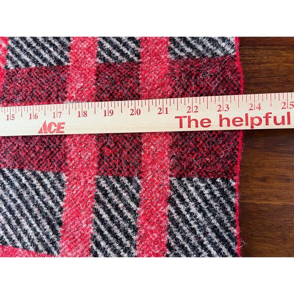 CabinCore Cyrus Red Plaid Wool Blend Cozy Cottage Cardigan Sweater Medium - Picture 12 of 13